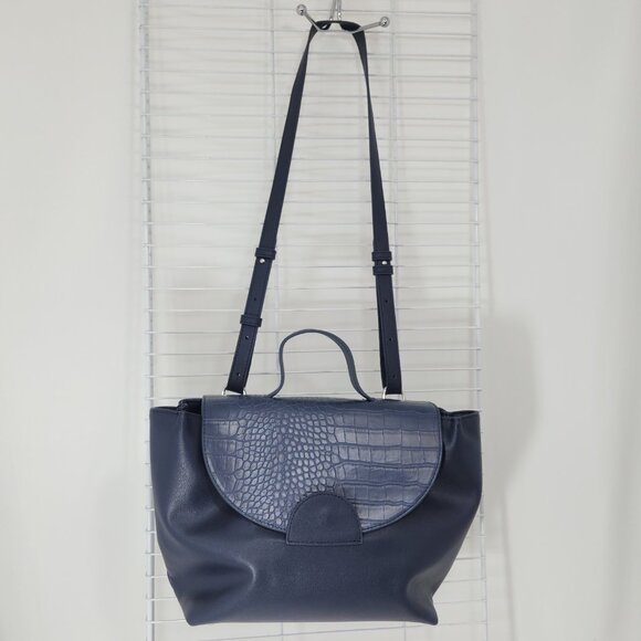 Laila Essence of Norway Geir Ness Women’s Navy Blue Faux Leather Crossbody Bag - Picture 2 of 16